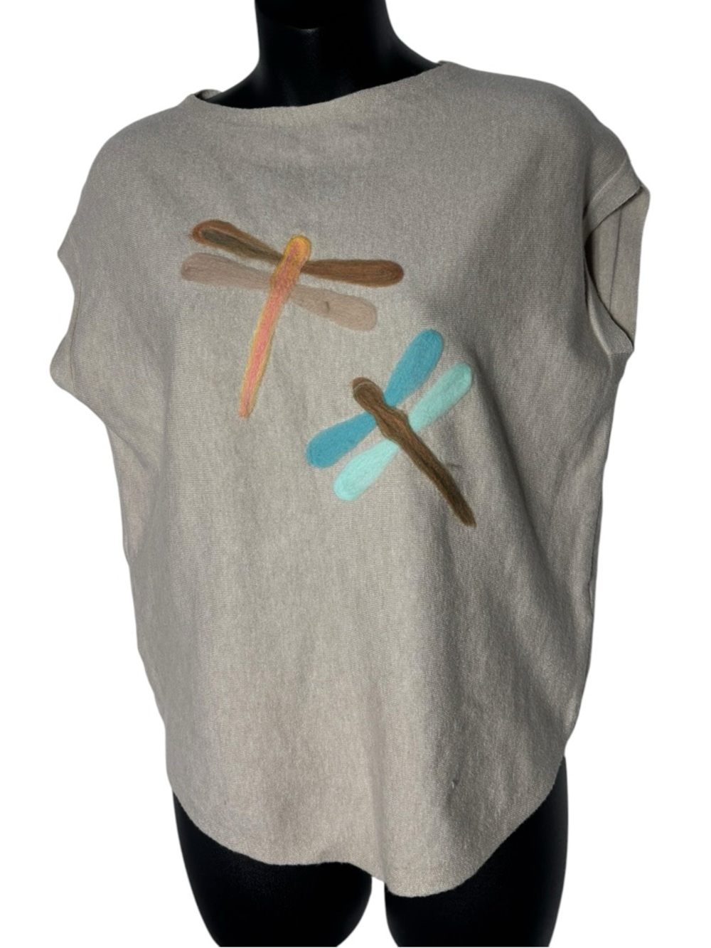 Aaeda xs women’s sleeveless dragonfly‎ applique top soft